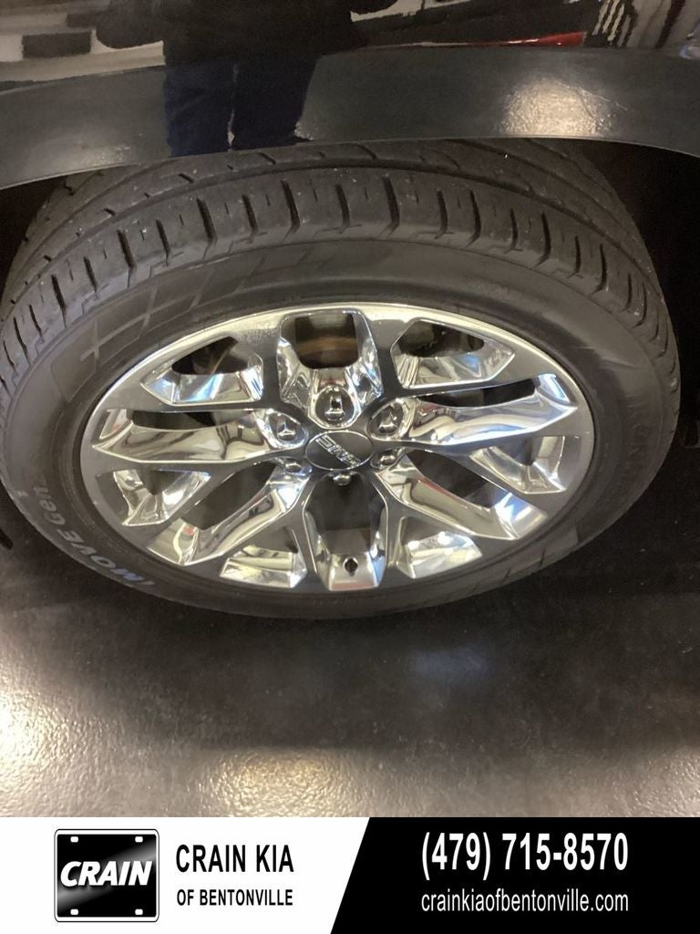 2018 GMC Yukon Denali - 4WD / SUNROOF