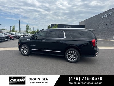 2022 GMC Yukon XL Denali - 4WD / CLEAN CARFAX
