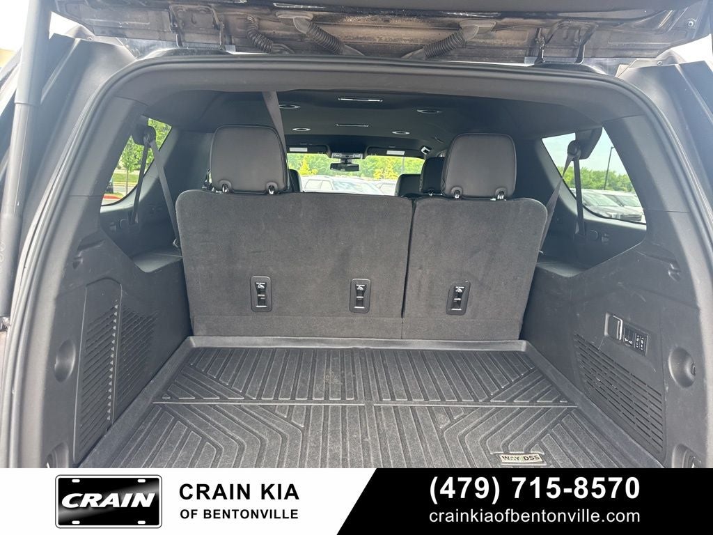 2022 GMC Yukon XL Denali - 4WD / CLEAN CARFAX