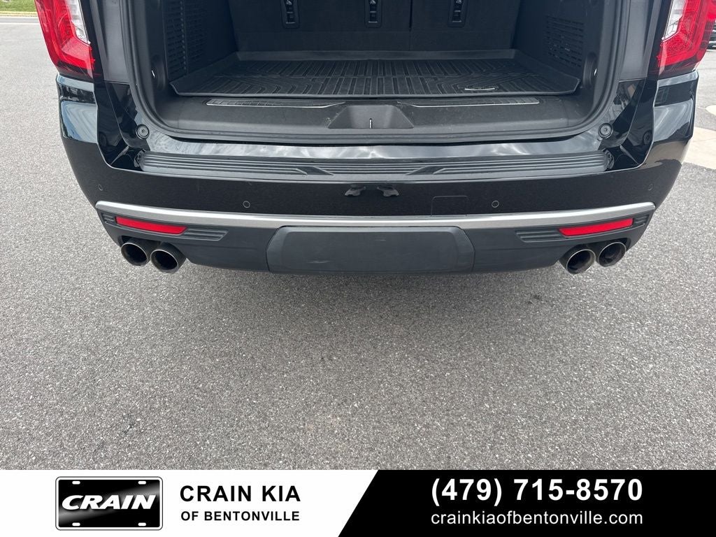 2022 GMC Yukon XL Denali - 4WD / CLEAN CARFAX