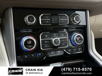2022 GMC Yukon XL Denali - 4WD / CLEAN CARFAX / ONE OWNER