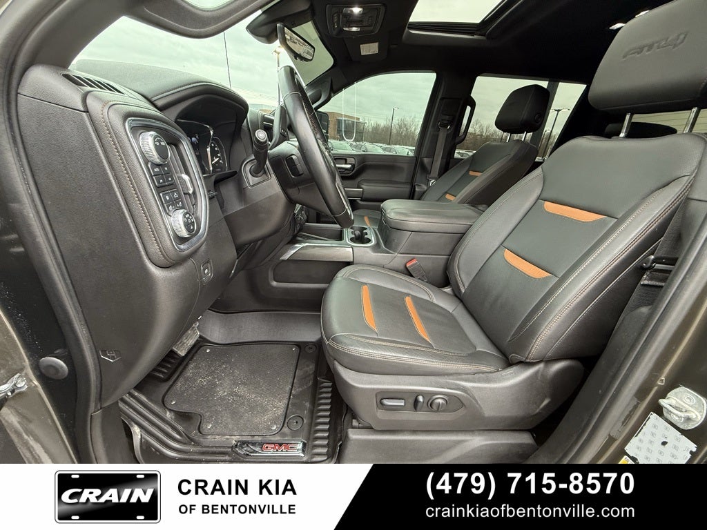 2023 GMC Sierra 2500HD AT4 - 4WD / SUNROOF / CLEAN CARFAX