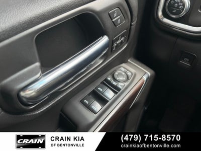 2020 GMC Sierra 3500HD SLT - 4WD / CLEAN CARFAX