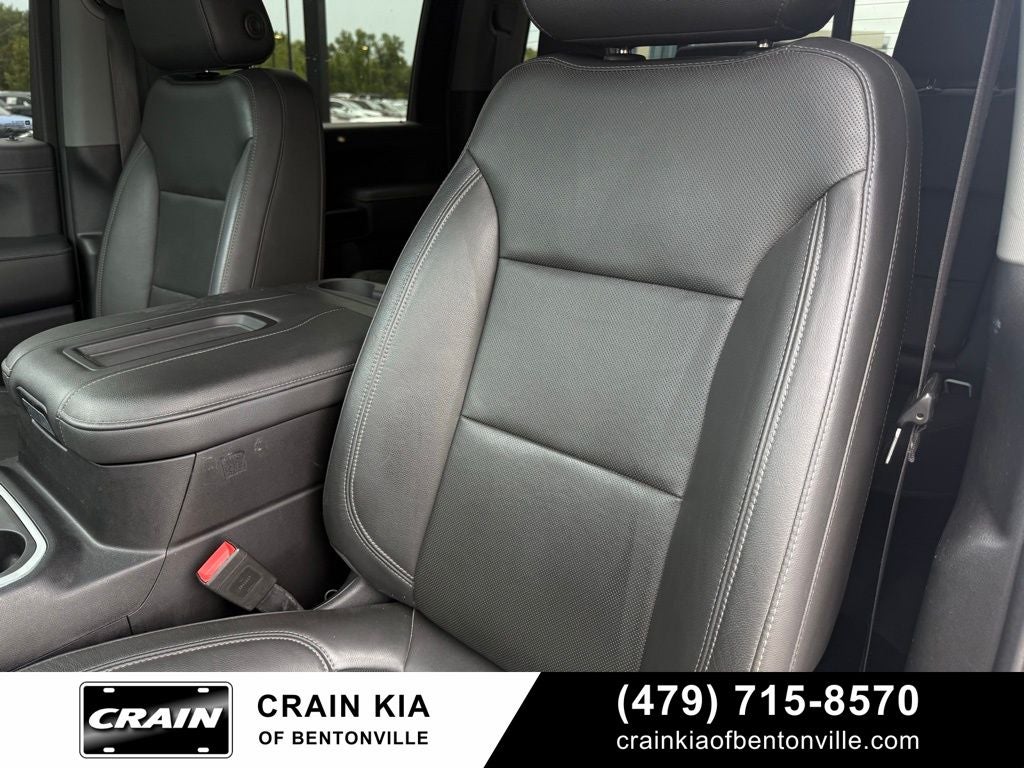 2020 GMC Sierra 3500HD SLT - 4WD / CLEAN CARFAX