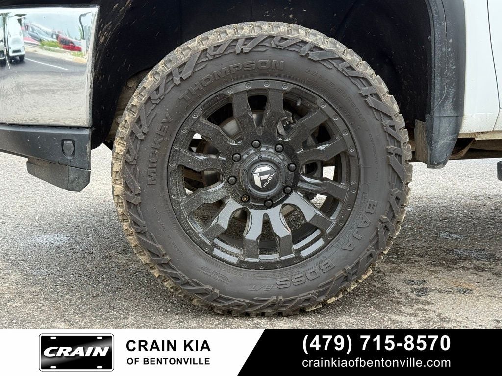 2020 GMC Sierra 3500HD SLT - 4WD / CLEAN CARFAX