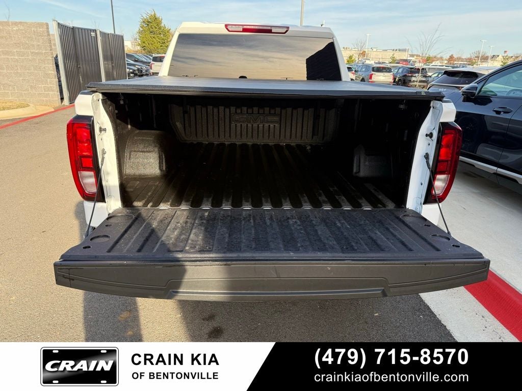 2026 GMC Sierra 1500 Elevation - 4WD / CLEAN CARFAX / ONE OWNER