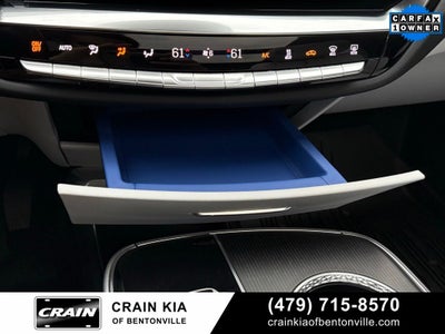 2024 Cadillac LYRIQ Sport - AWD / PANORAMIC SUNROOF / ONE OWNER