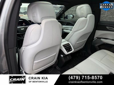 2024 Cadillac LYRIQ Sport - AWD / PANORAMIC SUNROOF / ONE OWNER