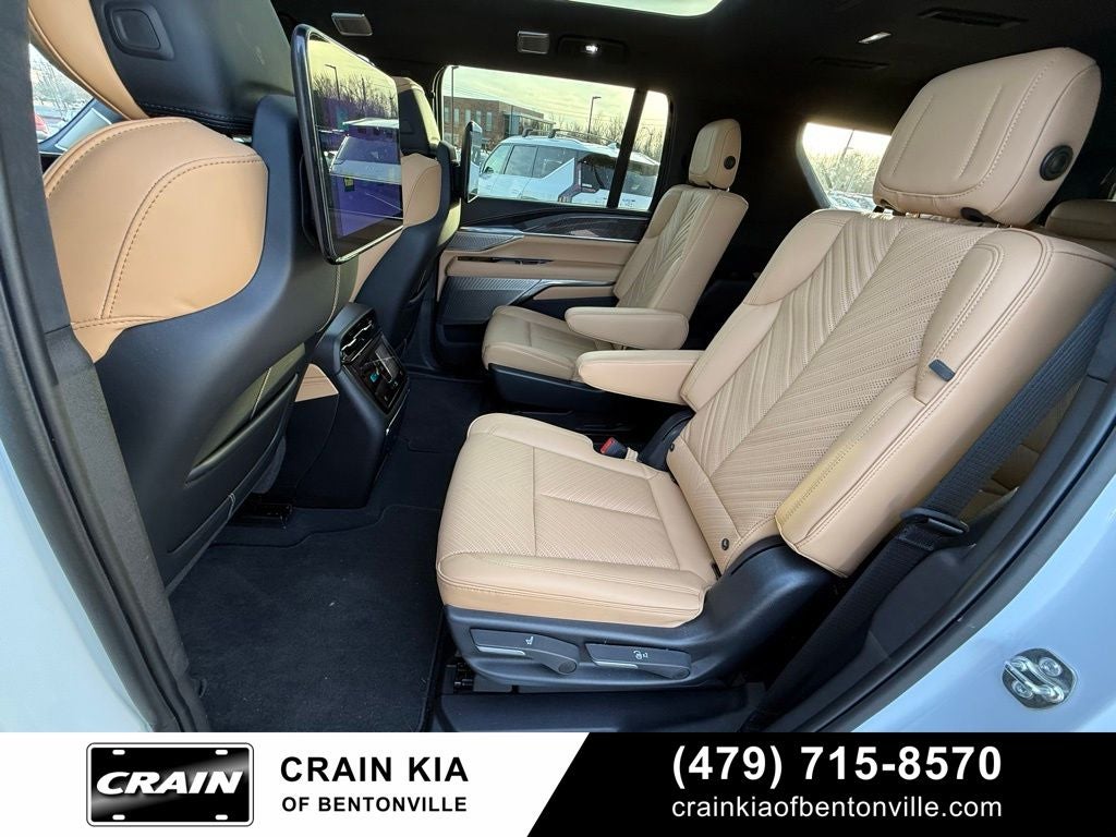 2026 Cadillac ESCALADE IQL Premium Luxury - $156,315 MSRP - AWD / PANORAMIC SUNROOF
