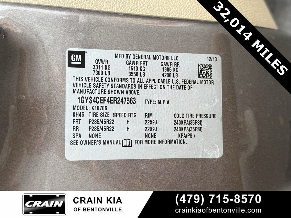 2014 Cadillac Escalade Premium - AWD / CLEAN CARFAX / VERY LOW MILES!