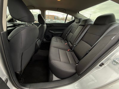 2024 Nissan Altima 2.5 SV - CLEAN CARFAX / ONE OWNER