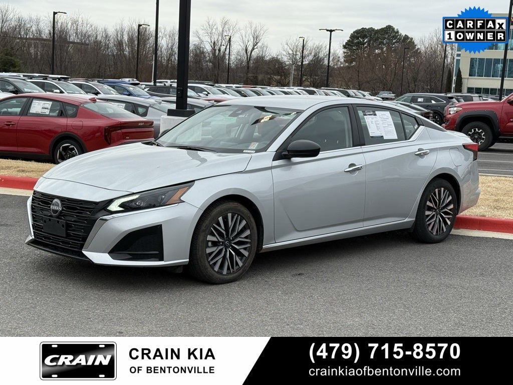 2024 Nissan Altima 2.5 SV - CLEAN CARFAX / ONE OWNER