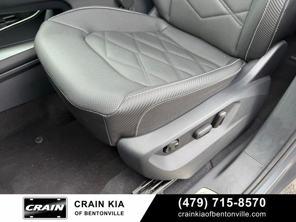 2025 Volkswagen Atlas Cross Sport 2.0T SE w/Technology - AWD / CLEAN CARFAX / ONE OWNER