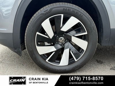 2025 Volkswagen Atlas Cross Sport 2.0T SE w/Technology - AWD / CLEAN CARFAX / ONE OWNER