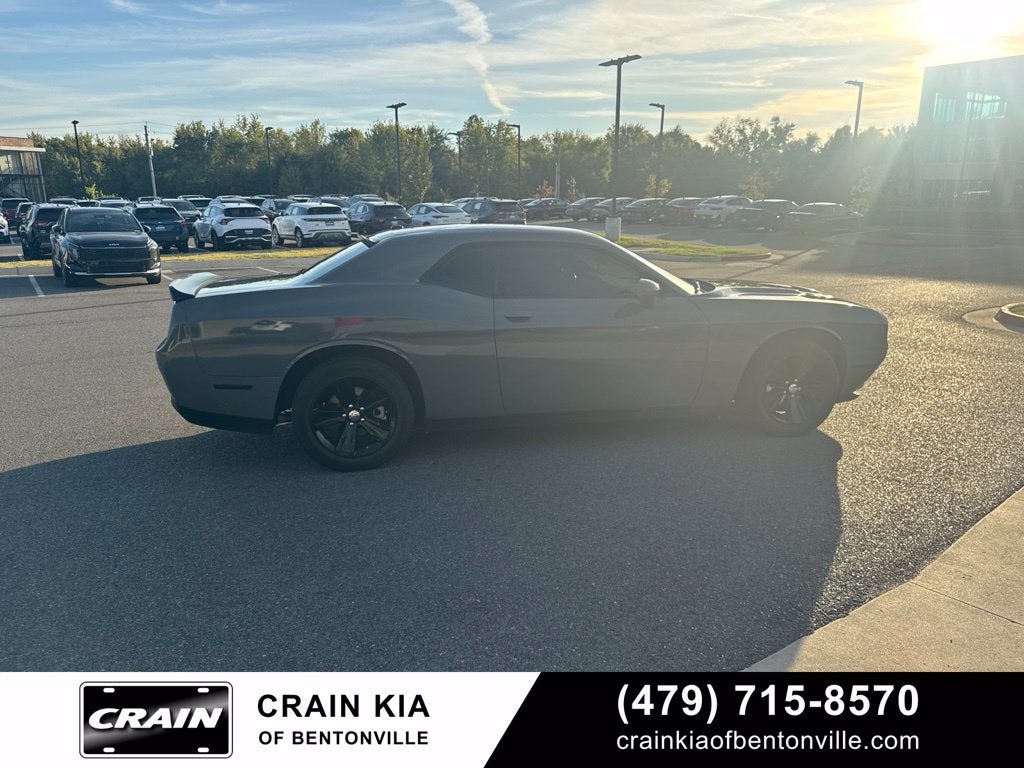2023 Dodge Challenger SXT