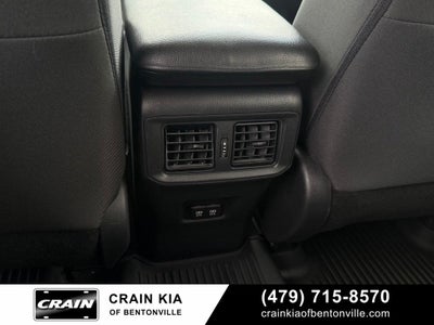 2021 Toyota RAV4 XLE - AWD / CLEAN CARFAX / ONE OWNER