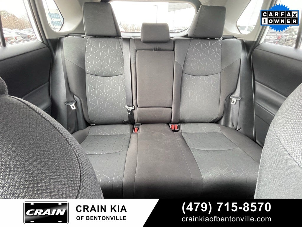 2024 Toyota RAV4 XLE - CLEAN CARFAX / ONE OWNER