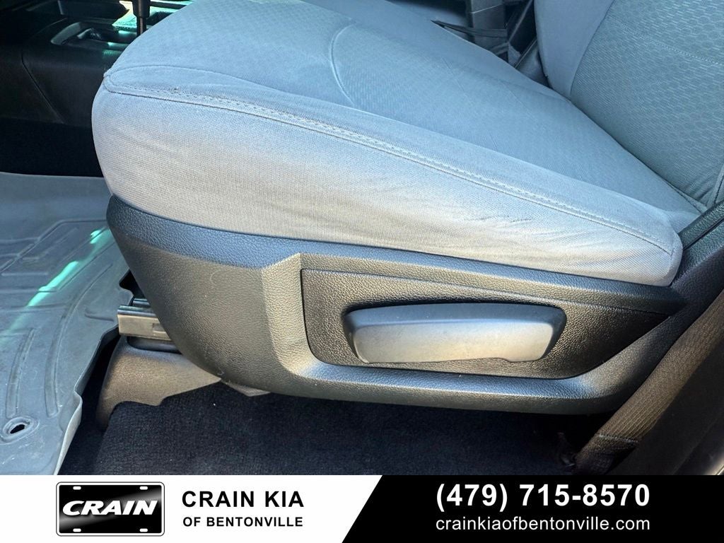 2018 RAM 3500 Tradesman - 4WD / CLEAN CARFAX / DIESEL - FLAT BED