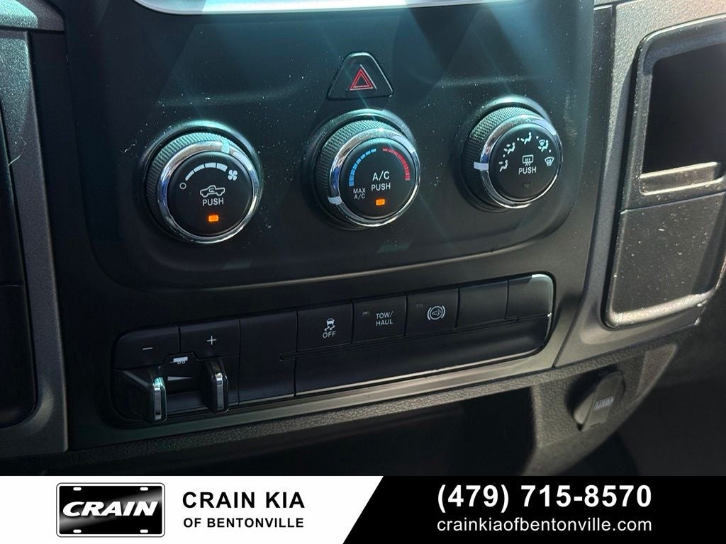 2018 RAM 3500 Tradesman - 4WD / CLEAN CARFAX / DIESEL - FLAT BED