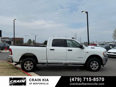 2024 RAM 2500 Big Horn - 4WD / CARFAX ONE OWNER