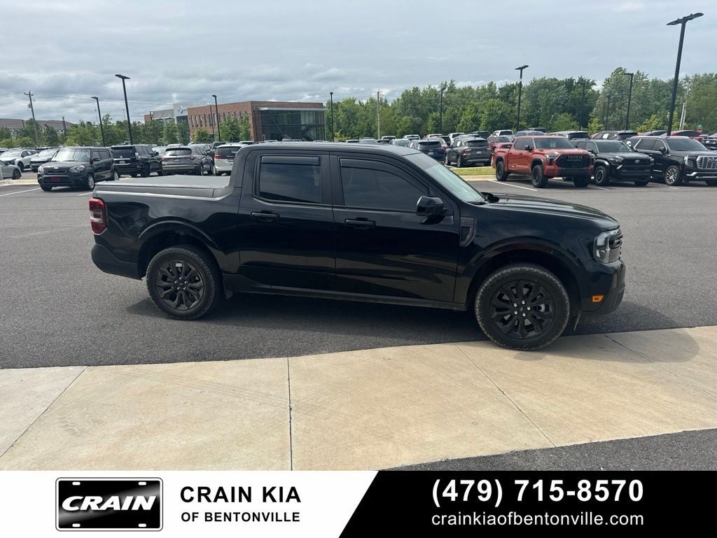 2023 Ford Maverick Lariat - AWD / CLEAN CARFAX