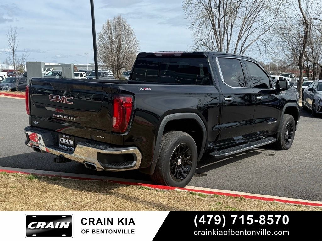 2021 GMC Sierra 1500 SLT - 4WD / CLEAN CARFAX HISTORY