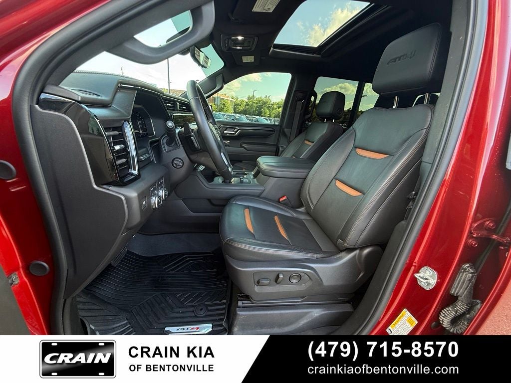 2024 GMC Sierra 1500 AT4 Premium - 4WD / SUNROOF / CLEAN CARFAX