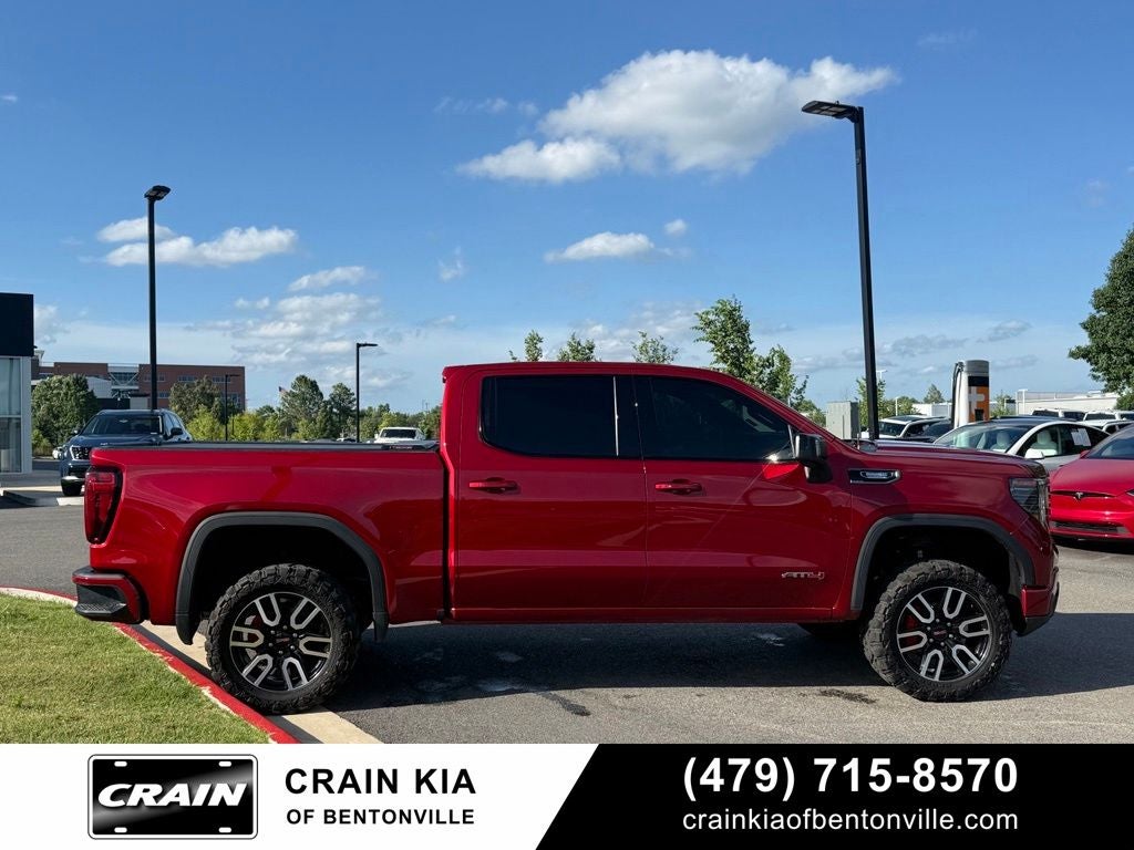 2024 GMC Sierra 1500 AT4 Premium - 4WD / SUNROOF / CLEAN CARFAX