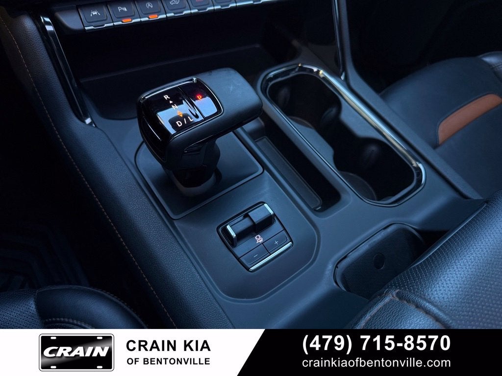 2024 GMC Sierra 1500 AT4 - 4WD / SUNROOF / CLEAN CARFAX
