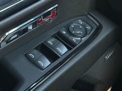 2023 GMC Sierra 1500 AT4 - 4WD / CLEAN CARFAX