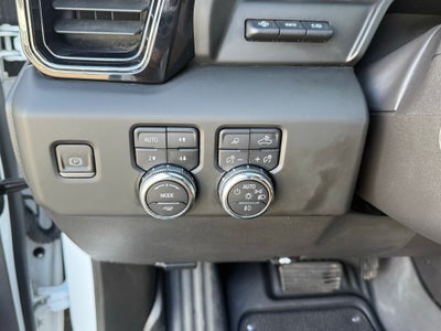 2023 GMC Sierra 1500 AT4 - 4WD / CLEAN CARFAX