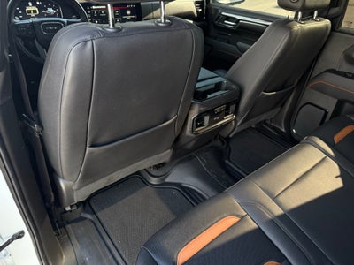2023 GMC Sierra 1500 AT4 - 4WD / CLEAN CARFAX