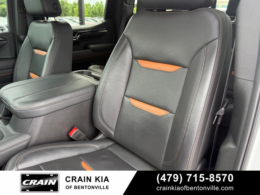 2024 GMC Sierra 1500 AT4 - 4WD / CLEAN CARFAX / ONE OWNER
