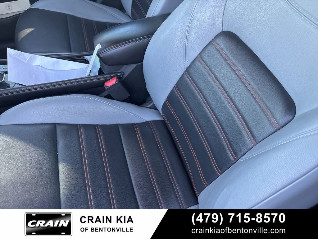 2022 Nissan Kicks SR - CLEAN CARFAX / ONE OWNER