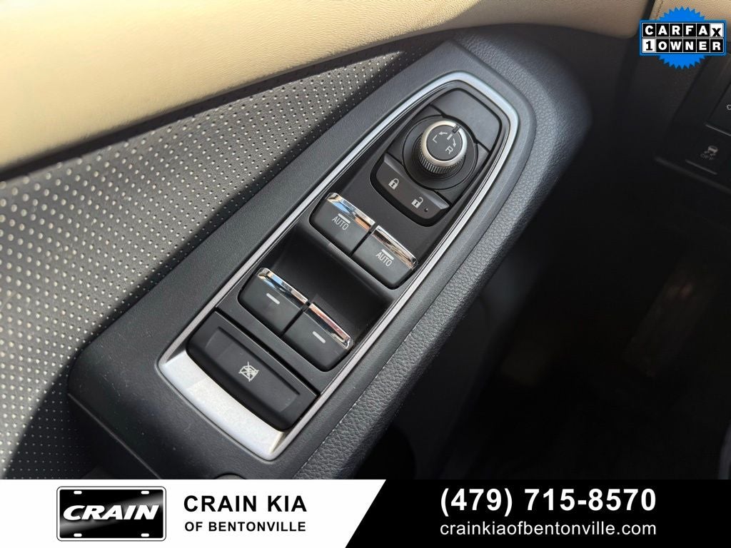 2021 Subaru Ascent Limited - AWD / PANORAMIC SUNROOF / ONE OWNER