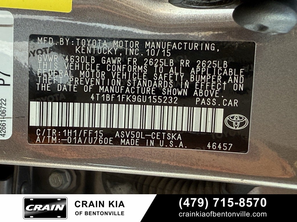 2016 Toyota Camry SE - CLEAN CARFAX HISTORY