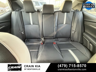 2025 Toyota Camry SE - CLEAN CARFAX / ONE OWNER