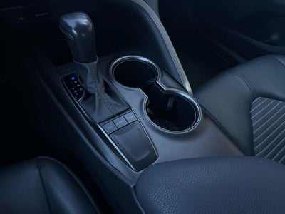 2024 Toyota Camry SE - CLEAN CARFAX / ONE OWNER