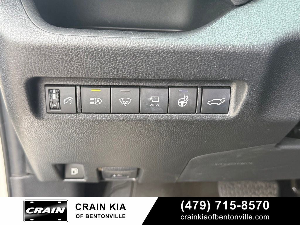 2022 Toyota RAV4 Hybrid XSE - AWD / PANORAMIC SUNROOF / ONE OWNER