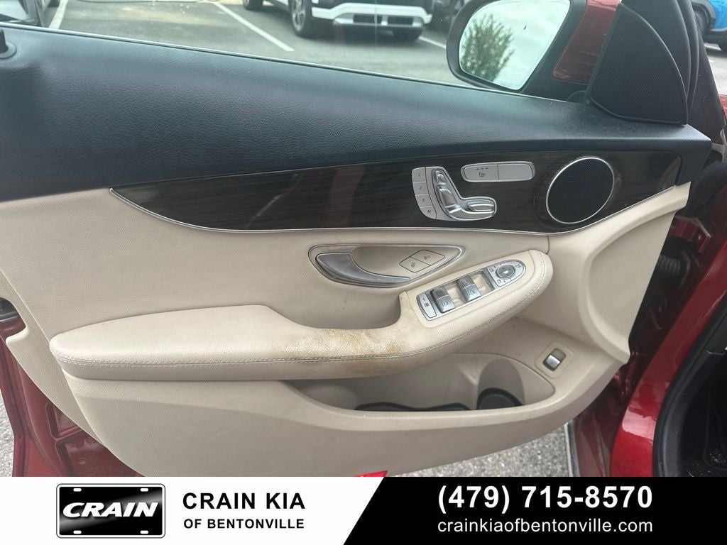 2016 Mercedes-Benz C-Class C 300 - CLEAN CARFAX HISTORY