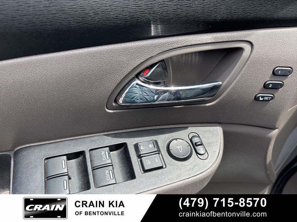 2015 Honda Odyssey Touring - SUNROOF