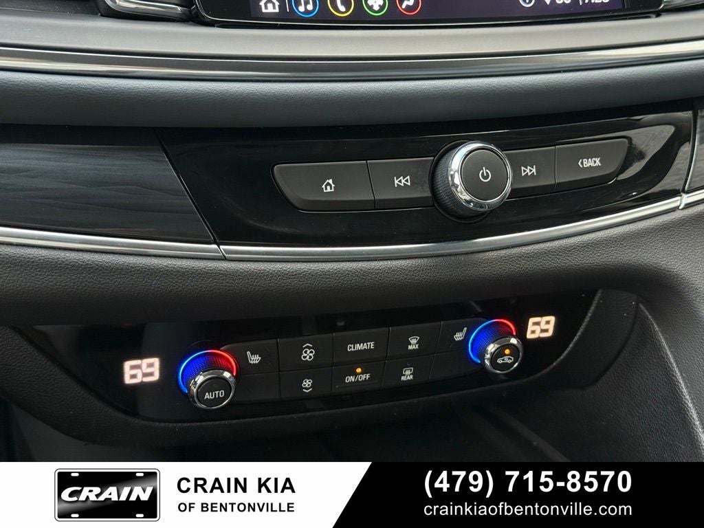 2020 Buick Enclave Essence - AWD / LEATHER