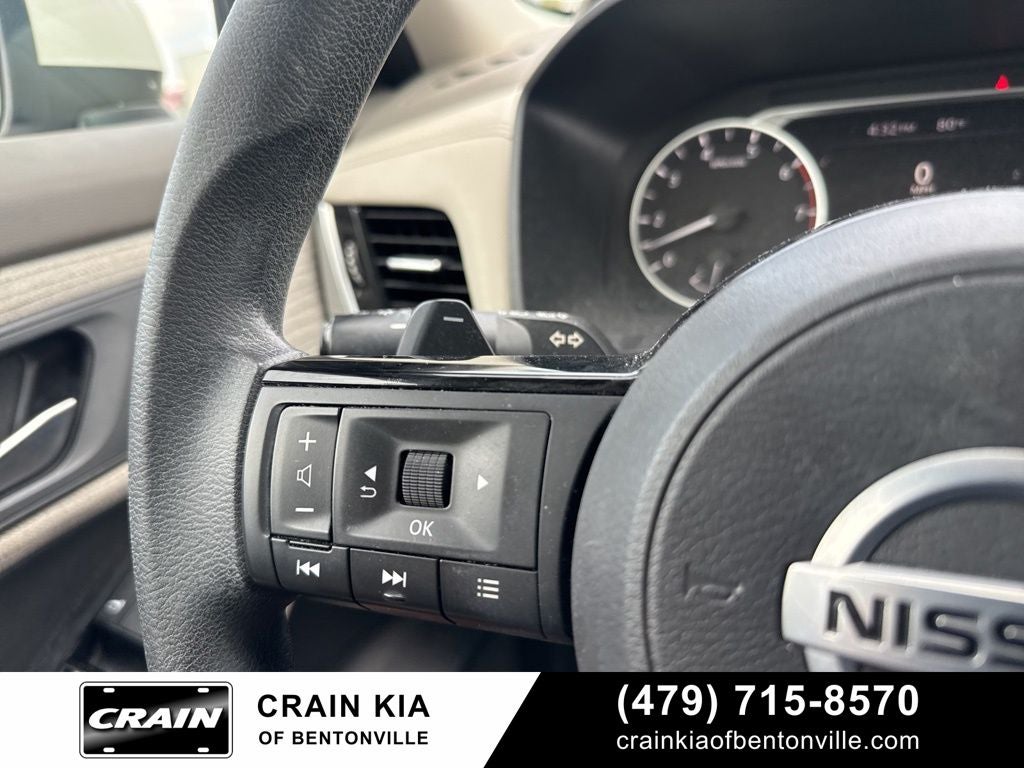 2021 Nissan Rogue SV - CARFAX ONE OWNER