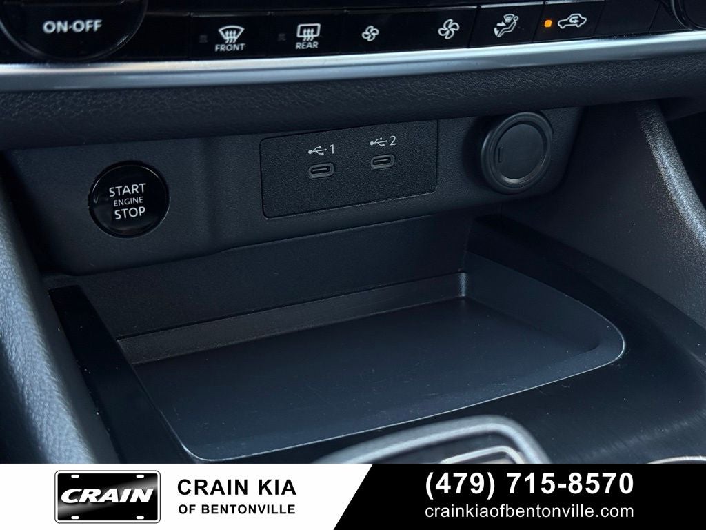 2024 Nissan Rogue SV - AWD / CLEAN CARFAX / ONE OWNER