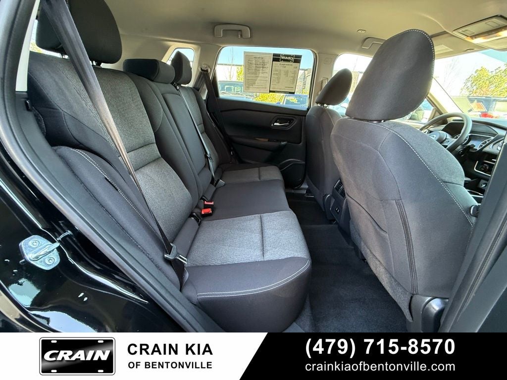 2024 Nissan Rogue SV - AWD / CLEAN CARFAX / ONE OWNER