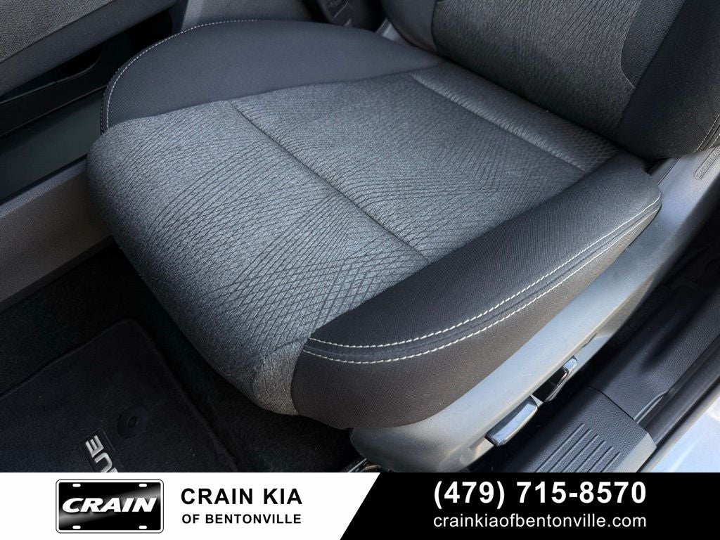 2024 Nissan Rogue SV - AWD / CLEAN CARFAX / ONE OWNER