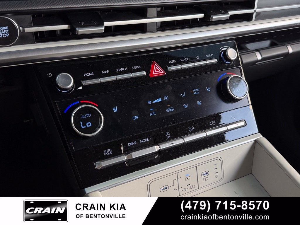 2025 Hyundai SANTA FE SEL - CARFAX ONE OWNER