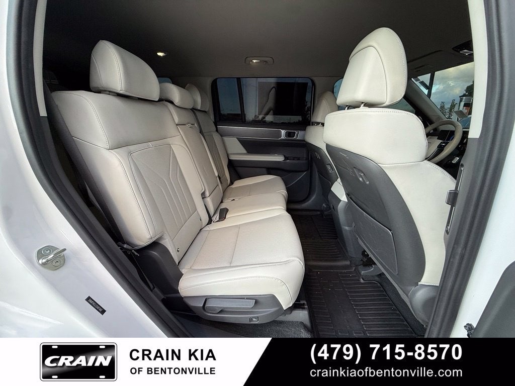 2025 Hyundai SANTA FE SEL - CARFAX ONE OWNER