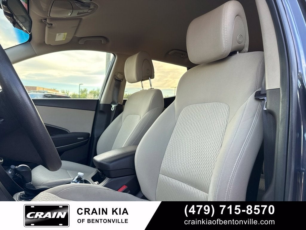 2017 Hyundai SANTA FE SPORT 2.4 Base