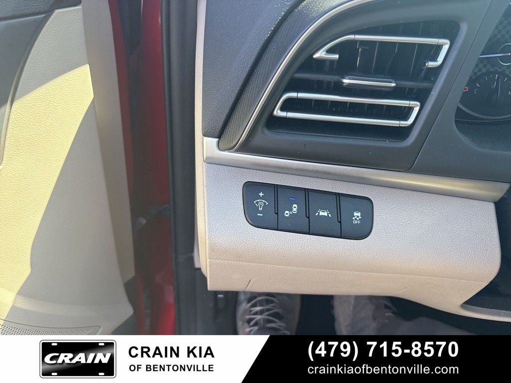 2020 Hyundai ELANTRA Limited - SUNROOF / CLEAN CARFAX